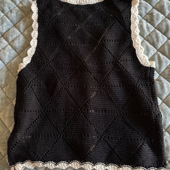 NWT Commense Black Crochet Vest with Cream Details - Picture 6 of 7